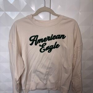 American Eagle Outfitters Cream Sweatshirt with Green Script Logo💚💛